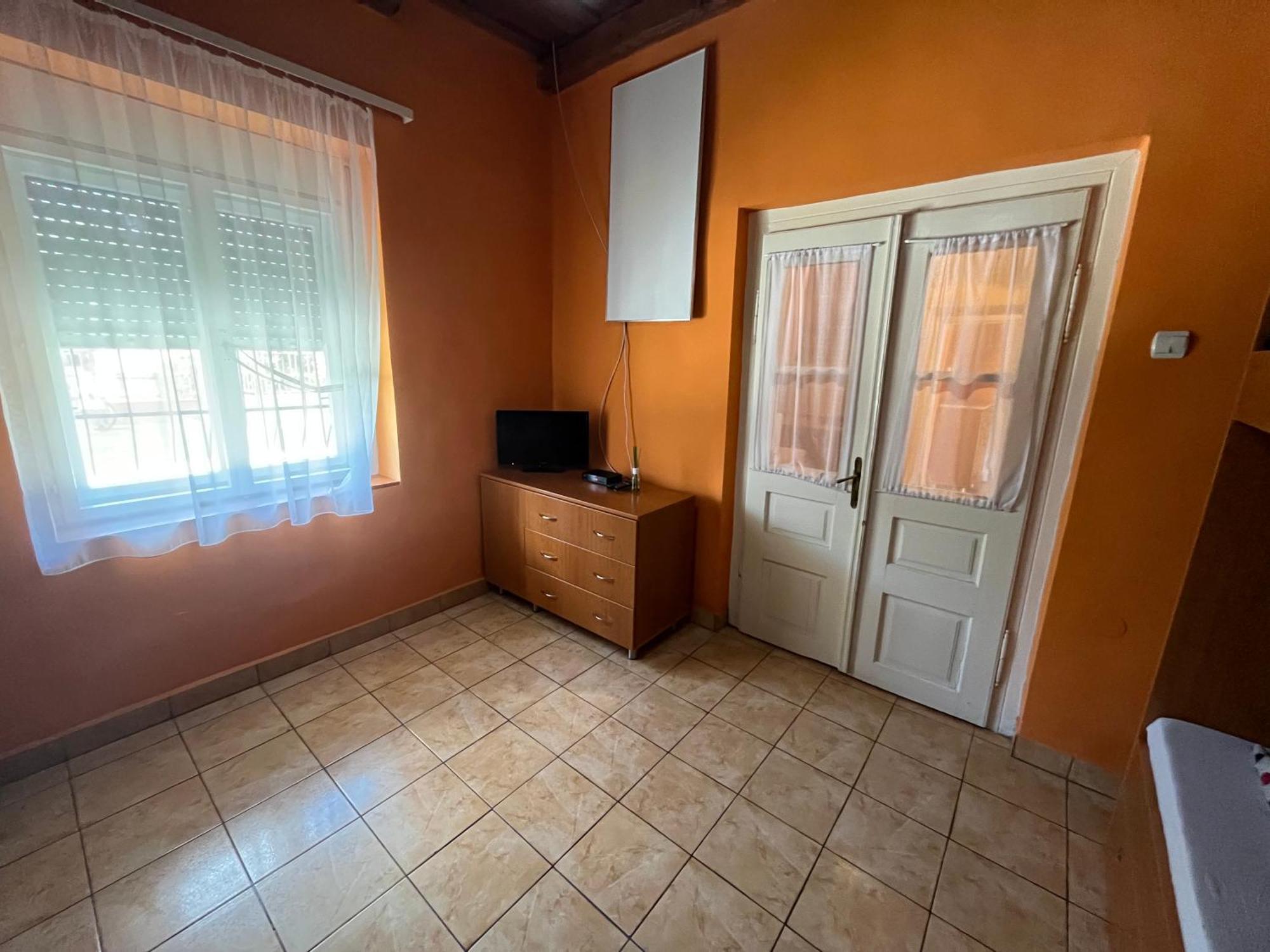 Tiszavirag Apartman Tiszakeszi Bagian luar foto