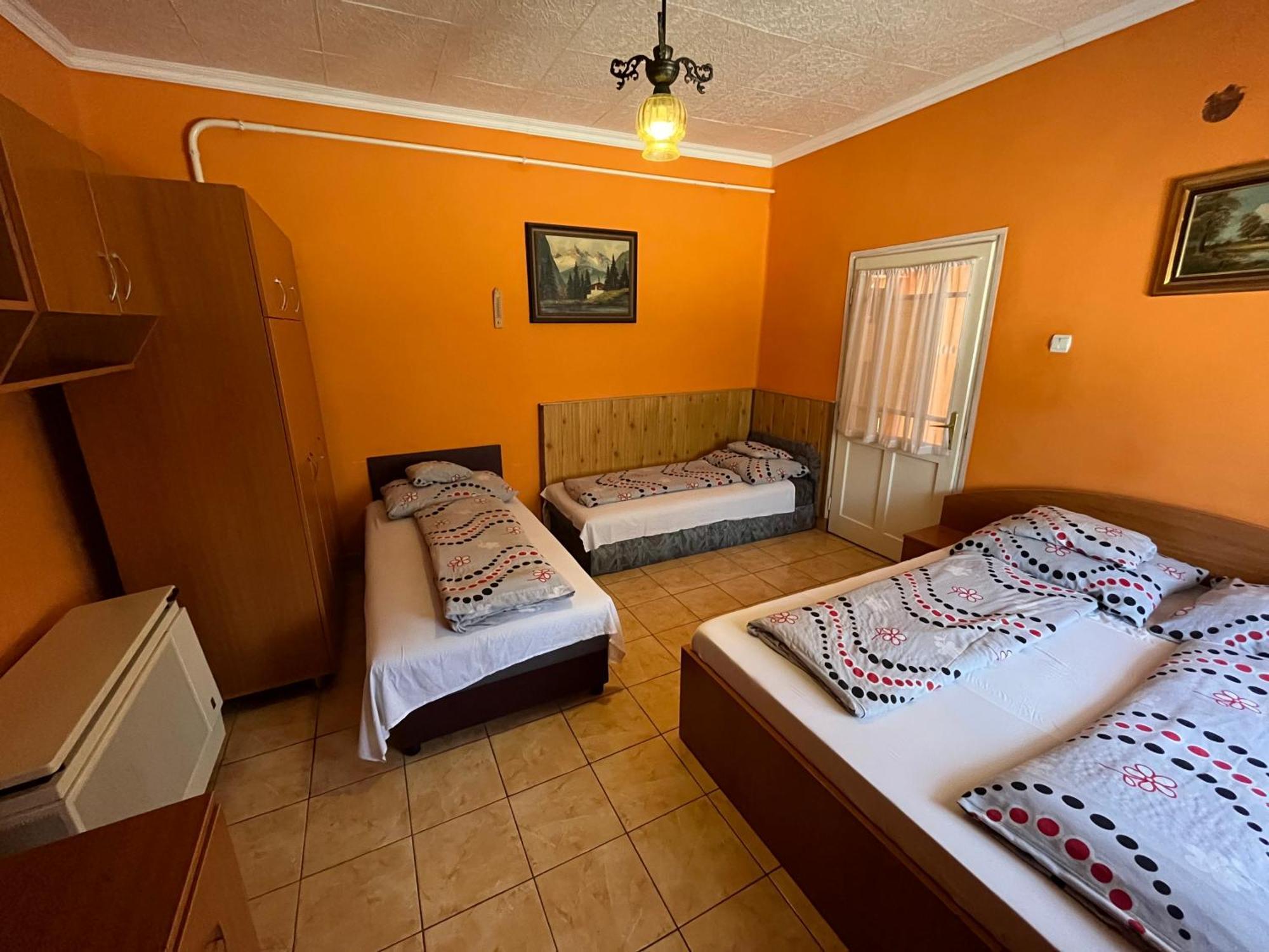 Tiszavirag Apartman Tiszakeszi Bagian luar foto