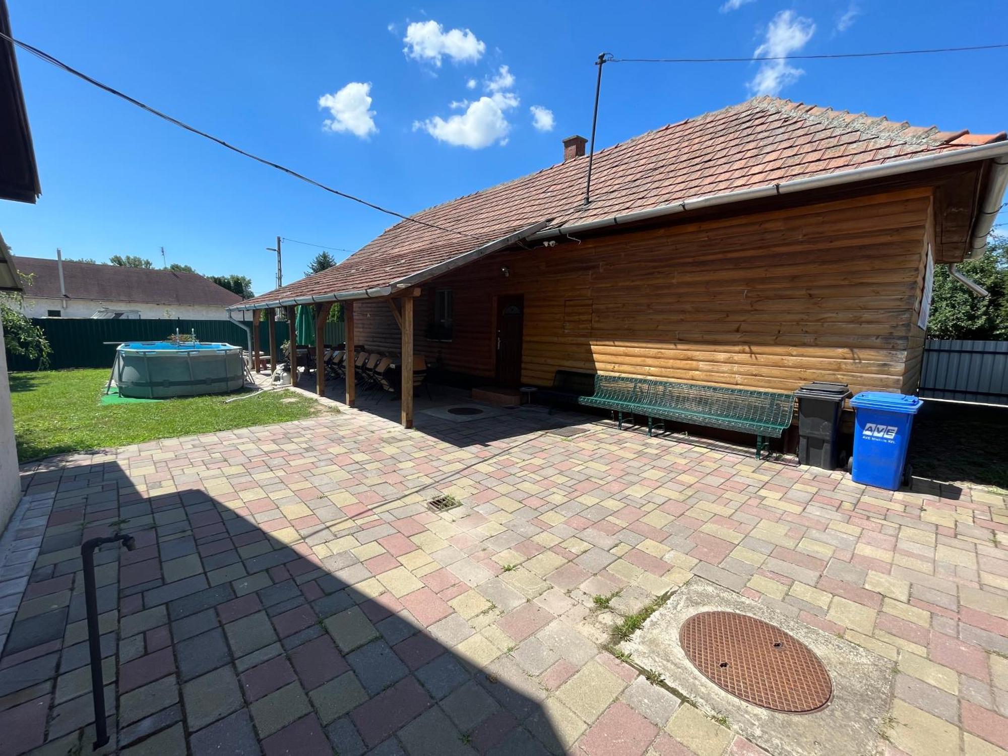 Tiszavirag Apartman Tiszakeszi Bagian luar foto